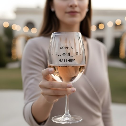 Couple Names Script Heart Modern Wedding Weinglas Ohne Stiel