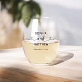 Couple Names Script Heart Modern Wedding Weinglas Ohne Stiel