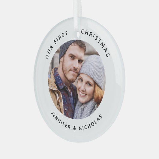 Couple Our First Christmas Foto Ornament Aus Glas (Vorderseite links)