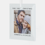 Couple Our First Christmas Foto Ornament Aus Glas (Vorderseite links)