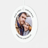 Couple Our First Christmas Foto Ornament Aus Metall (Vorderseite links)