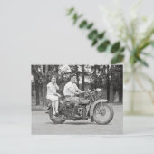 Couple Riding Motorcyle, 1928 Postkarte (Stehend Vorderseite)