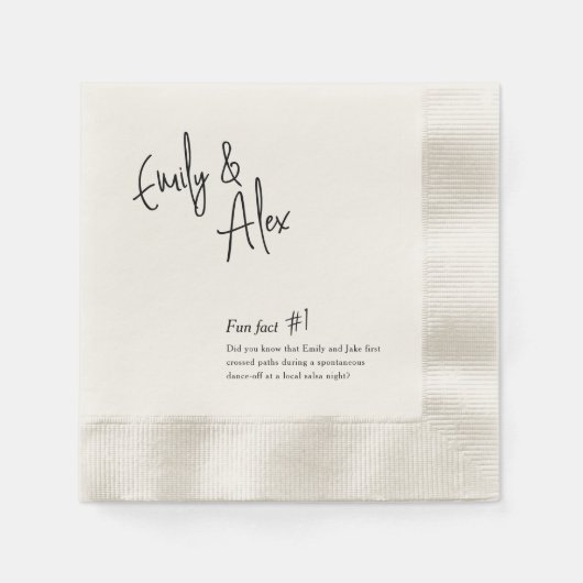 Couple Script Fun Facts Wedding Napkins Serviette (Vorderseite)