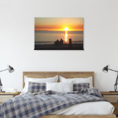 Couple Sit On Beach bei Sunset Canvas Print Leinwanddruck (Insitu (Schlafzimmer))