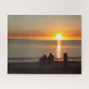 Couple Sit On Beach im Sunset Jigsaw Puzzle