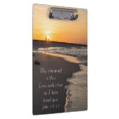 Couple Walking Beach bei Sunrise John 15 12 Klemmbrett (Rechts)