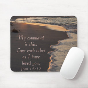 Couple Walking Beach bei Sunrise John 15 12 Mousepad