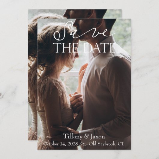Couples Bild Weißer Text für Skripte Save the Date (Vorne/Hinten)