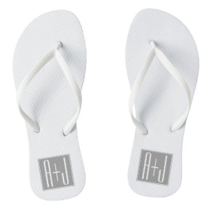Couples Initails or Other Text White & Grey Badesandalen