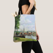 Cours la Riene, Notre Dame, Tasche (Von Nahem)