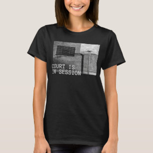Court in Session Basketballspieler T-Shirt