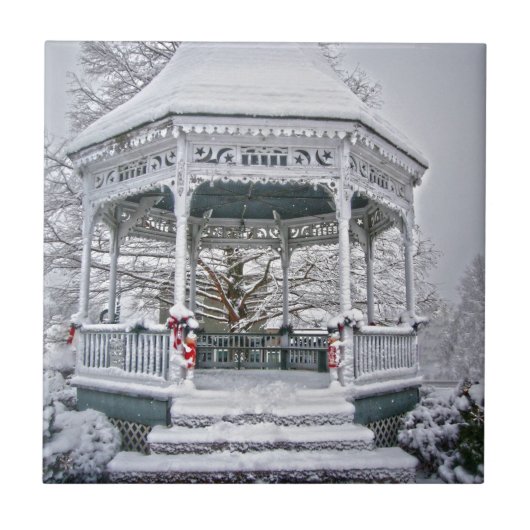 Courthouse Gazebo im Schnee Fliese (Vorderseite)