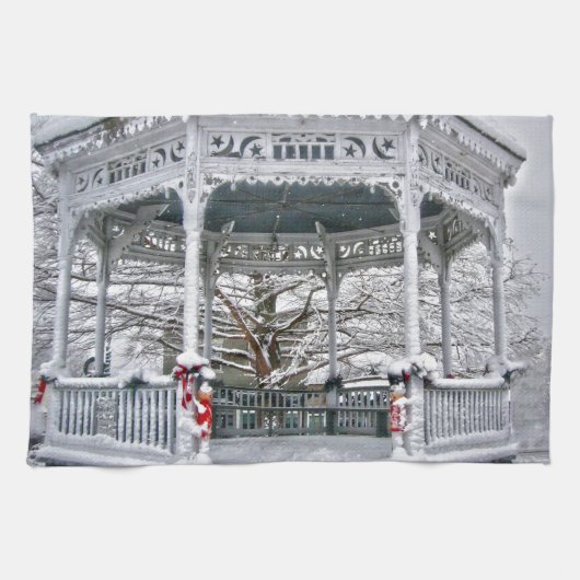 Courthouse Gazebo im Schnee Küchentuch (Horizontal)