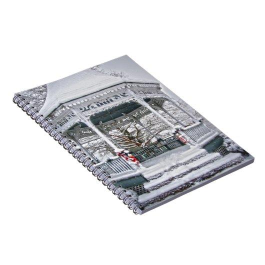 Courthouse Gazebo im Schnee Notizblock (Rechte Seite)