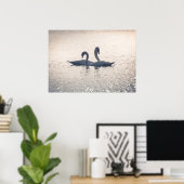 Courting Swans Nature Foto Poster (Heimbüro)
