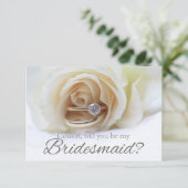 Cousin Bitte übernachten Sie in Bridesmaid Einladung (Stehend Vorderseite)