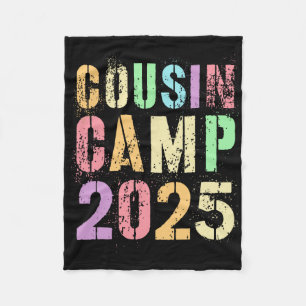 Cousin Camp 2025 Familienurlaub Sommerurlaub Campi Fleecedecke