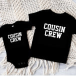 Cousin Crew Kinder Baby T-shirt<br><div class="desc">Angepasstes, mit "Cousin Crew" personalisiertes Bekleidungsstück oder anderen benutzerdefinierten Text. Verwenden Sie die Entwurfswerkzeuge, um die Textfarben und Schriftart zu bearbeiten oder eigene Fotos hinzuzufügen, um ein benutzerdefiniertes T - Shirt-Design zu erstellen. Wählen Sie aus einer großen Auswahl an T - Shirt, Tanklappen und Sweatshirts für Damen, Herren, Kinder, Kleinkinder...</div>