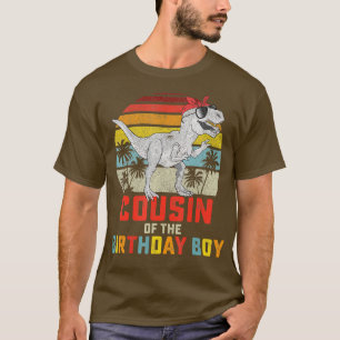 Cousin-Dinosaur-Mädchen des Geburtstagsjungen pass T-Shirt