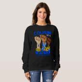 Cousin eines Kindesmissbrauchs im Krieger Sweatshirt (Vorne ganz)