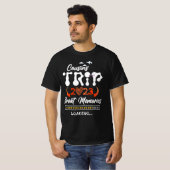 Cousin Trip 2023 Große Erinnerungen Loading Vacati T-Shirt (Vorne ganz)