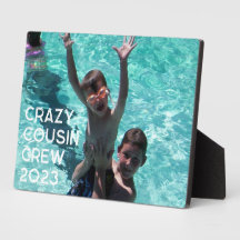 Cousins Ausflug zu Großeltern Familienurlaub Foto