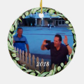 Cousins besitzen Foto-Grün-Weihnachten Keramik Ornament (Hinten)