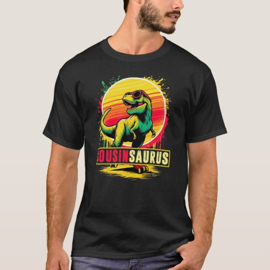 Cousinsaurus T Rex Dinosaur Cousin Saurus Sunglass T-Shirt (Vorderseite)