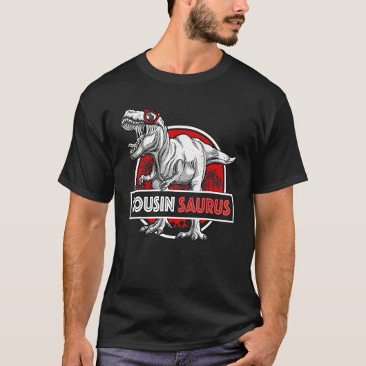 Cousinsaurus T Rex Funny Cousin Saurus Dinosaur T-Shirt (Vorderseite)