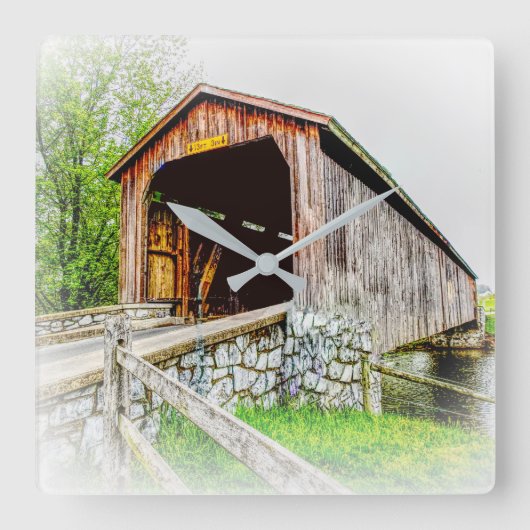 Covered Bridge Art - Square Clock Quadratische Wanduhr (Vorderseite)