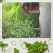 Covered Bridge Dish Handtuch (Gefaltet)