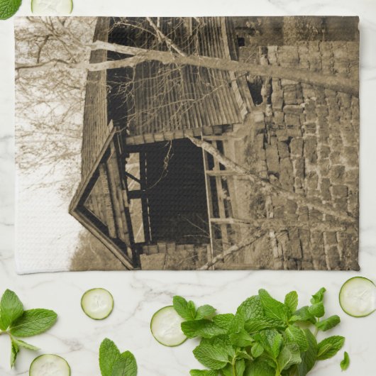 Covered Bridge Handtuch (Gefaltet)