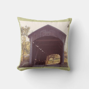 Covered Bridge Kissen