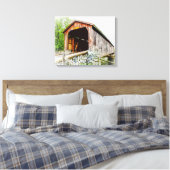 Covered Bridge — Leinwand Art Print (Insitu (Schlafzimmer))