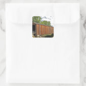 Covered Bridge Quadratischer Aufkleber (Tasche)