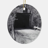 Covered Bridge & River Circle Keramikornament (Links)