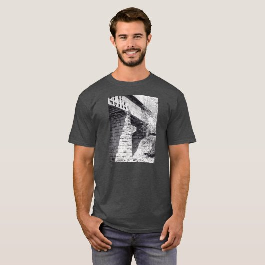 Covered Bridge T-Shirt (Vorne ganz)