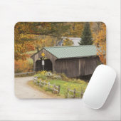 Covered bridge, Vermont, USA Mousepad (Mit Mouse)