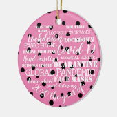 covid19 2020 das Jahr der Isolation von Gesichtsma Keramik Ornament (Links)