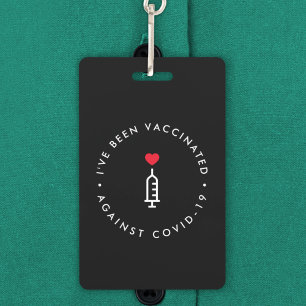 Covid 19 geimpft   Modernes Schwarzes Rotes Herz Ausweis