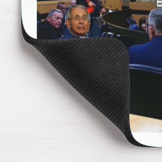 Covid. Kriegszimmer Mousepad (Ecke)