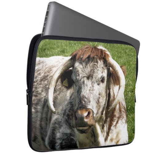 COW LAPTOPSCHUTZHÜLLE (Vorne Rechts)