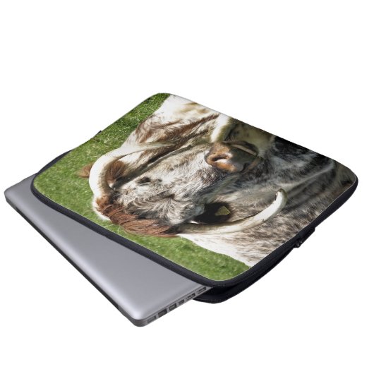 COW LAPTOPSCHUTZHÜLLE (Vorne Knopf)