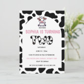 Cow Theme Second Birthday Invitation –Turning TOW Einladung (Stehend Vorderseite)