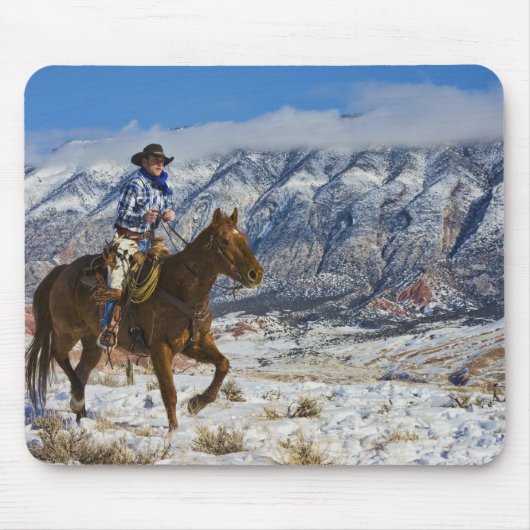 Cowboy auf Pferd mit Lederklappen Mousepad (Vorne)