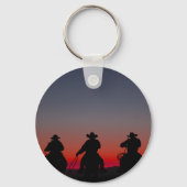 Cowboy bei Sonnenuntergang Schlüsselanhänger (Rückseite)