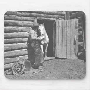 Cowboy beim Lesen eines Briefes Mousepad