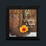 Cowboy Boots, Daisy Horse Bit Western Hochzeit Schmuckschachtel<br><div class="desc">Eine personalisierte Cowboystiefel, Daisy und Horse Bit Country Wedding Geschenkboxen macht ein einzigartiges Sake Geschenk für die Neuvermählten oder ein Dankeschön für Ihre Hochzeitsbegleiter, Brautmädchen und Brautparty. Diese rustikale Geschenkboxen zum Thema Hochzeitsfeier bietet ein malerisches, digital erweitertes Blumenfoto mit braunen Leder Western Cowboystiefeln, orange und gelb blauen Blume, Perlenhalskette, Pferdchen-...</div>