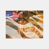 Cowboy Hat American Flag Sunray Fleecedecke (Vorderseite (Horizontal))
