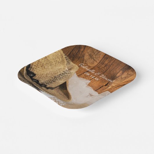 Cowboy Hat und Barn Wood Western Hochzeit Pappteller (Gewinkelt)